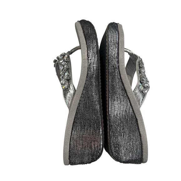 Volatile Wedge Sandals Size 10 Gray Silver Rhinestones, Summer, Spring, Tropical - Picture 5 of 7